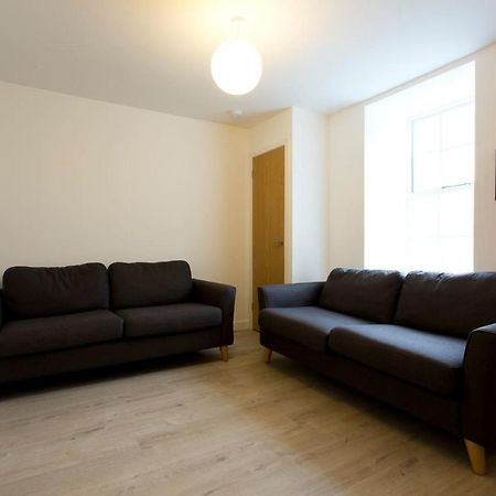 Remarkable 2-Bed Apartment In Culross מראה חיצוני תמונה